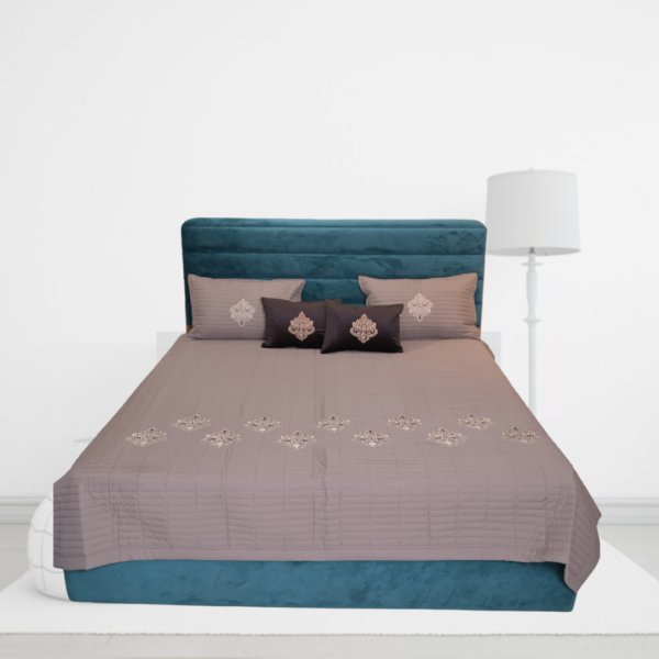 Pure Cotton Damas Embroidered Quilted Bed Cover with Two Highlighters